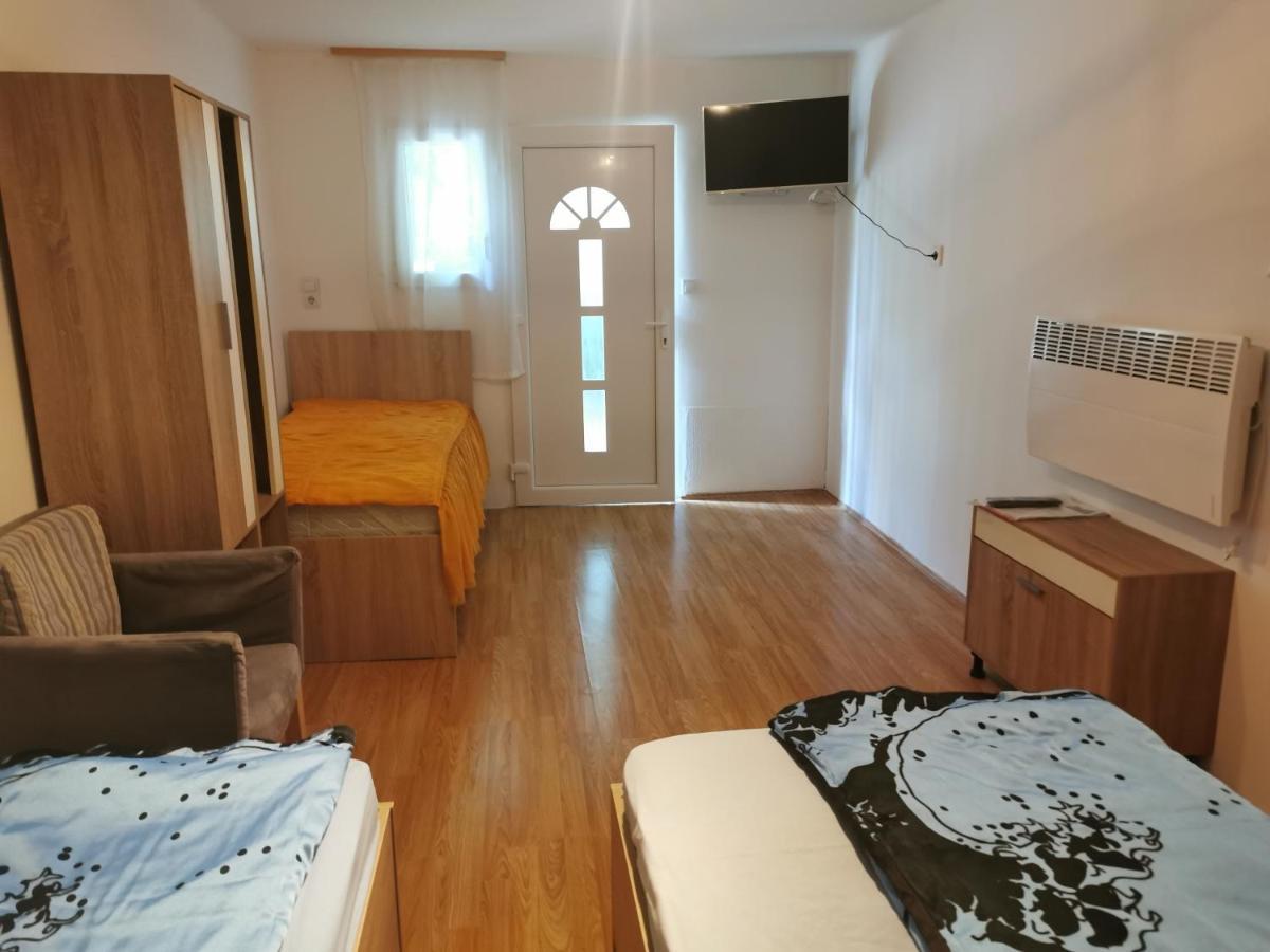 Veress Vendeghaz Hajduboszormeny Bagian luar foto